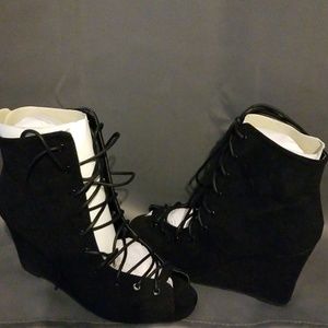 Wedge heel